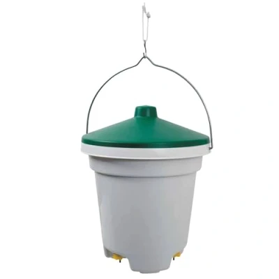 Abbildung von Olba Trinkkbel mit Nippeln Trnke 33x33x34 cm 12 l Grn Wei...