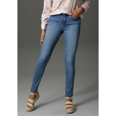 Abbildung von Aniston CASUAL Slim fit Jeans, regular Waist