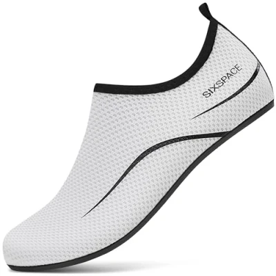 Abbildung von Sixspace Badeschuhe Herren Damen Wasserschuhe Schwimmschuhe Männer Frauen Strandschuhe Aquaschuhe Barfußschuhe(Weiß 47 EU)