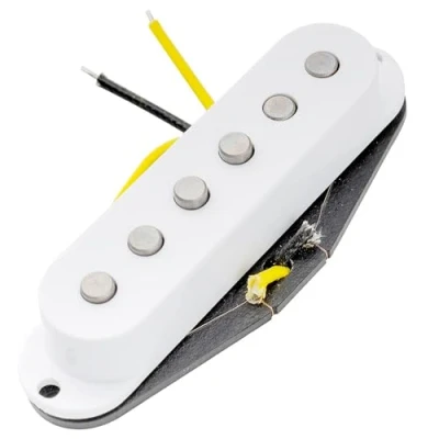 Abbildung von Artec SSA 12R Vintage Staggered Alnico 5 Reverse Wound Tonabnehmer Single Coil Mittel Pickup 6,5K für Strat Style E Gitarre, Weiß