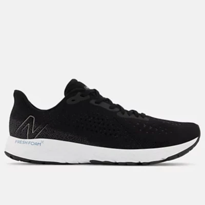Abbildung von New Balance Fresh FOAM Tempo Laufschuh Neutral, Damen, Größe: 37.5, Black Schuhe