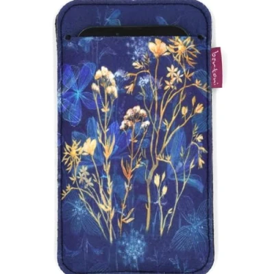 Abbildung von Arco Design Handytasche bertoni aus Filz und Stoff für Smartphone z.B. iPhone 15/14/14 Pro Max/13/13 Pro/12/11, Galaxy S23/S22+/S21+/S20, Redmi, Pixel 7/6 Damen Handysocke Bunt (Midnight, XXL)