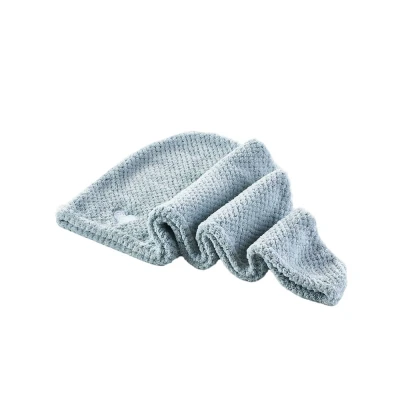 Abbildung von Yuaia Haircare Microfiber Hair Turban Light Blue