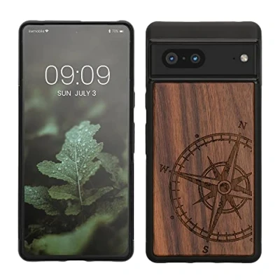 Abbildung von kwmobile Hülle kompatibel mit Google Pixel 7 Holz Case Handy Cover TPU Handyhülle in Dunkelbraun Kompass Vintage