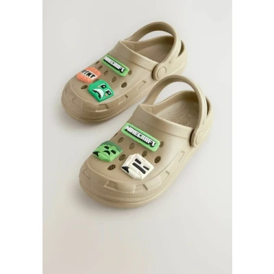 Abbildung von Next Regular FIT Minecraft Clogs für Kinder, Größe: 37, Neutral Kunststoff