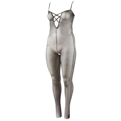 Abbildung von Catsuit mit seitlichem Lochmuster