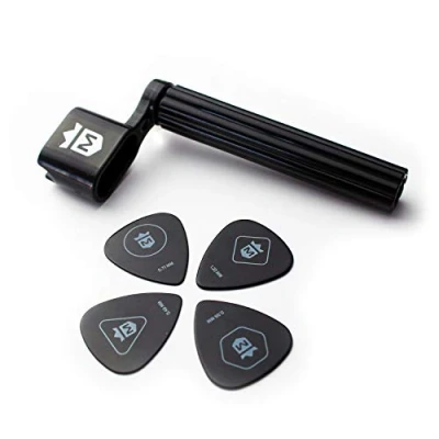 Abbildung von MORIATY® Saitenkurbel + 4 Plektren Gitarrenschule — Saitenspindel für Westerngitarre, Akustikgitarre, Konzertgitarre, Klassische Gitarre E