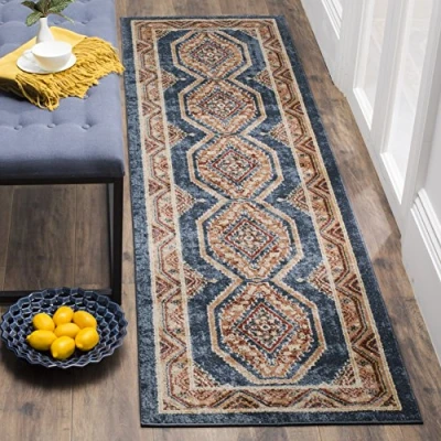 Abbildung von SAFAVIEH Traditionell Distressed Teppich für Wohnzimmer, Esszimmer, Schlafzimmer Bijar Collection, Kurzer Flor, Königsblau und Rost, 69 X 244 cm