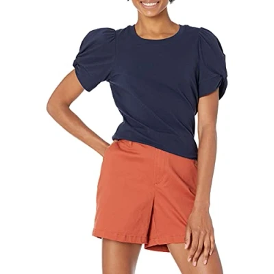 Abbildung von Amazon Essentials Damen T Shirt mit gedrehten Ärmeln und Rundhalsausschnitt in klassischer Passform, Marineblau, XXL