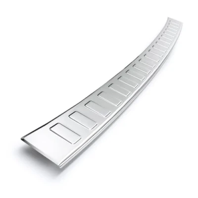 Abbildung von tuning art L3097 Edelstahl Ladekantenschutz passend für Mercedes Benz GLC X254 SUV 2022 , Farbe:Silber