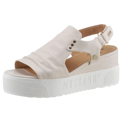 Abbildung von Mustang Shoes schwarz Sandale