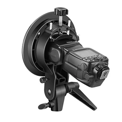 Abbildung von Neewer S Type Haltewinkel Halter mit Bowens Halterung für Speedlite Blitzvorsatz Softbox Beauty Dish Reflexschirm