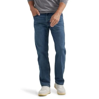 Abbildung von Wrangler Authentics Herren Regular Fit Comfort Flex Waist Jeans, Blau Blue Ocean, 33W / 34L