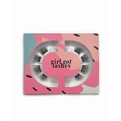 Abbildung von GirlGotLashes Mini Box Flutter Fling Wimpernextensions für Zuhause 1 Wimpern Paar Fake Lashes mit 5 7 Tagen Halt Vegan Handgemacht
