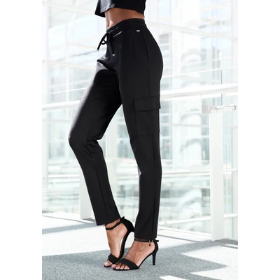 Abbildung von LASCANA Cargohose, in weich fließendem Material, Loungewear