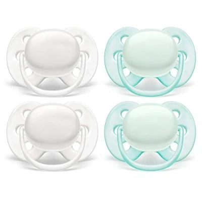 Abbildung von Philips AVENT Ultraweicher Schnuller, 0 6 Monate, Arctic White/Green, 4er Pack, SCF214/40