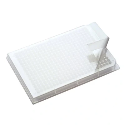 Abbildung von neoLab Polypropylen PCR Klebefolie, Transparent (Milchig), 78mm Länge x 120mm Breite, 100 Stück