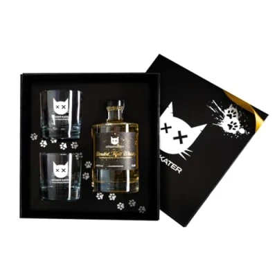 Abbildung von Böser Kater Blended Malt Whisky Geschenkset mit 2 Gläsern, feine Geschmacksnoten von Honig &amp; Vanille, das perfekte Geschenk in hochwertiger Box, 0,5l 40% Vol.