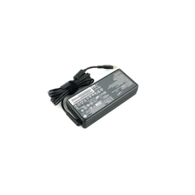 Abbildung von Lenovo 36200605 Auto Netzteil und Spannungswandler (100 240, 50/60, 135 W, 20 V, 6,75 A, Auto) schwarz
