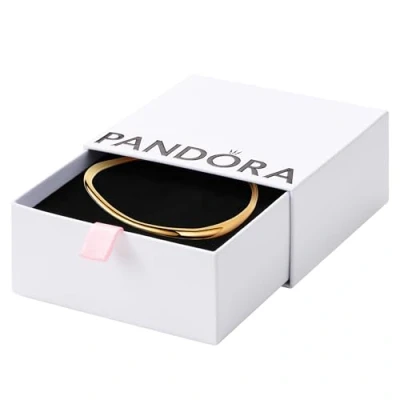 Abbildung von PANDORA Essence Organisch Geformter Armreif aus Sterling Silber mit vergoldeter Metalllegierung, Größe: 21 cm, 563317C00 3