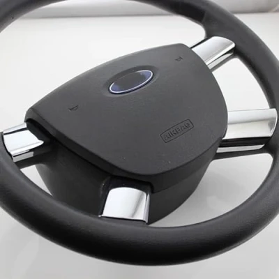 Abbildung von Pizgear ABS Innenraum Auto Lenkrad Panel Abdeckungs Ordnungsaufkleber, for Ford, Focus 2 MK2 20052011, Styling Aufkleber Zubehör Lenkradverkleidung(ABS Chrome)