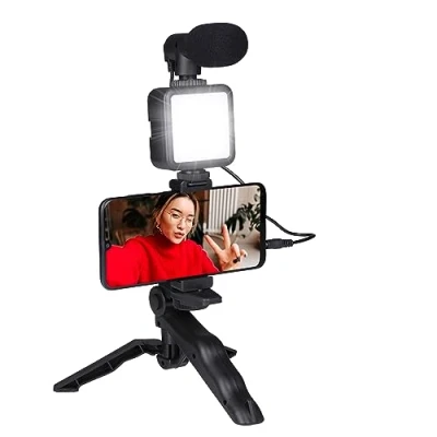 Abbildung von GRUNDIG Telefonstativ mit Lampe Tripod Mikrofon LEDs 3 Farbeinstellungen für Telefone von 53 bis 84 mm Tischmodell und Selfie Stick Material aus Kunststoff Schwarz