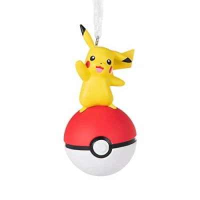 Abbildung von Hallmark Pokémon Pikachu auf Poké Ball, Weihnachtsdekoration