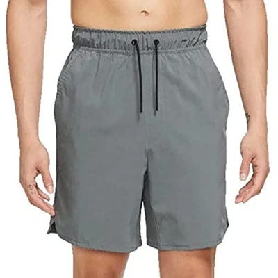 Abbildung von Nike Performance Unlimited kurze Sporthose, Herren, Größe: Medium, Smoke grey/black