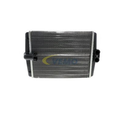 Abbildung von VEMO EXPERT KITS + V30 61 0007 Wärmetauscher mit Zubehör MERCEDES BENZ: E Klasse Limousine, C S Limousine