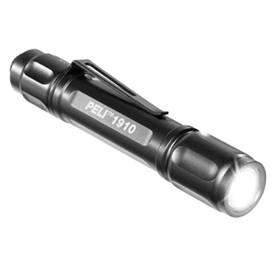 Abbildung von PELI 1910: Kompakte Hand LED Taschenlampe für Außen und Wartungszwecke, Hochwertige Qualität Industrie, Mechaniker, Speläologen, IPX7 wasserdicht, 106 Lumen, Farbe: schwarz