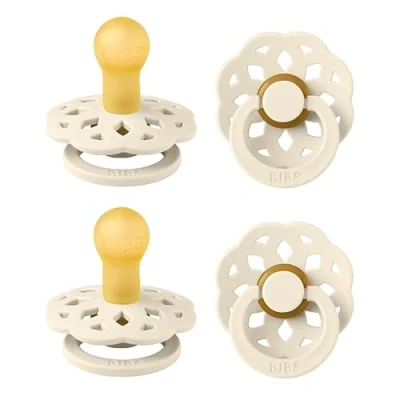 Abbildung von BIBS Boheme Schnuller 4er Pack. BPA frei, Kirschform Nippel. Naturkautschuk/Latex, Hergestellt in Dänemark, Größe 1 (0 6 Monate), Ivory