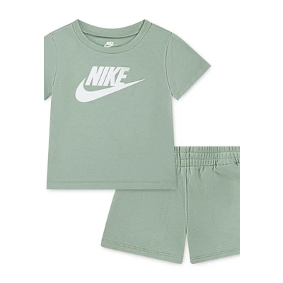 Abbildung von Nike Sportswear T Shirt &amp; Shorts NKN CLUB TEE AND SHORT SET (2 tlg) für Kinder