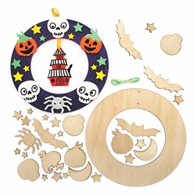 Abbildung von Baker Ross FE756 Halloween Kränze Holz Bastelset 2 Stück, Kreativsets und Bastelbedarf zum Basteln Dekorieren, Holzbastelsets für Kinder, Grün