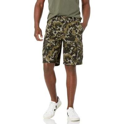 Abbildung von Amazon Essentials Herren Cargo Shorts mit klassischer Schnitt (erhältlich in Big &amp; Tall), Olivgrün Tarnmuster, 40W