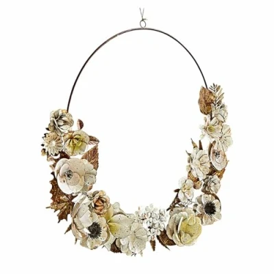 Abbildung von Loberon Kranz Passanja, mit filigranen Blüten, Romantisches Design, Shabby Chic, leichte Pastelltöne, Türkranz, Dekoration, Wohn Accessoire, Eisen, bunt