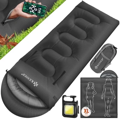 Abbildung von KESSER® Schlafsack Outdoor 175cm x 83cm Deckenschlafsack 3 4 Jahreszeiten Camping Sleeping Bag für Kinder Leicht Tragbar Warm &amp; Wasserabweisend inkl. Campinglampe Seitentasche Anthrazit