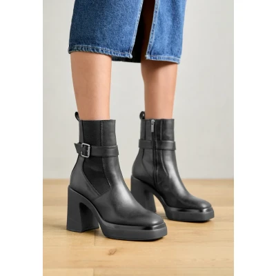 Abbildung von Tamaris Stiefelette 1 25319 41 001 weit
