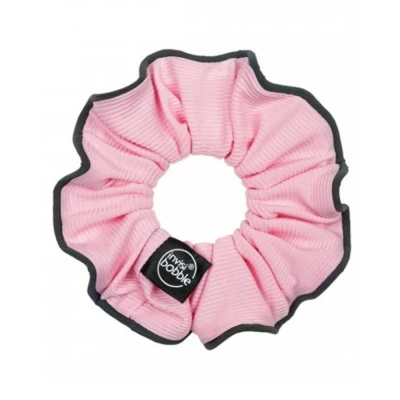 Abbildung von invisibobble Haargummi Pink Scrunchie Mantra, Haargummis starker Halt für Mädchen &amp; Damen, Scrunchies Schwarz, designed im Herzen Münchens