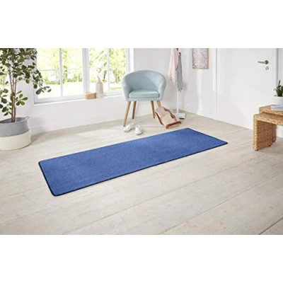 Abbildung von Hanse Home Nasty Läufer Flauschiger Kurzflor Teppich Einfarbig Unifarben für Esszimmer, Wohnzimmer, Kinderzimmer, Flur, Schlafzimmer, Küche Uni Blau, 80x300cm