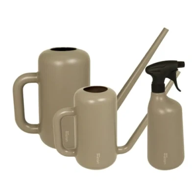 Abbildung von MePla Set Gießkanne Pilea 3,8L + 1.8L Sprüher 1,0L taupe, wetterfest aus UV beständigem Kunststoff