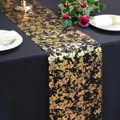 Abbildung von Tischläufer in Schwarz und Gold, 1493,5 cm, glitzernde goldene Metallic Folie, Dekorationen, Glitzer für Hochzeit, Weihnachten, Erntedankfest, Jahrestag, Party, Geburtstag Snowkingdom