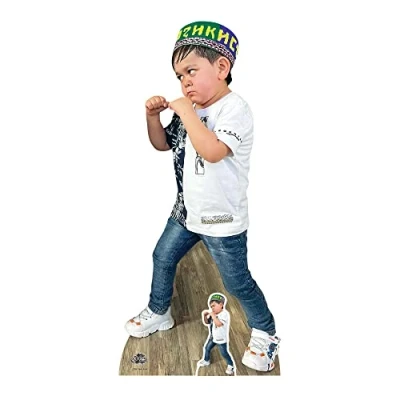 Abbildung von Star Cutouts CS947 Abdu Rozik Pappaufsteller (Kampfpose) lebensecht mit Staffelei kostenlosem Mini Cutout l Partyzubehör Geschenke Sammler Mehrfarbig