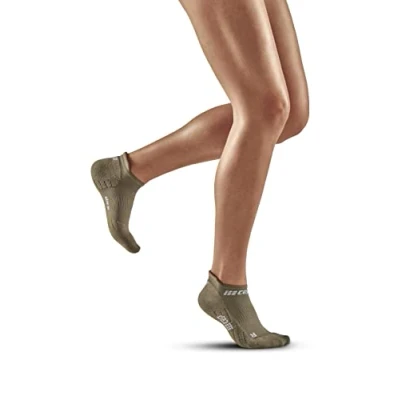 Abbildung von CEP Compression THE RUN MADE IN Germany Füßlinge, Damen, Größe: 34 36, Olive