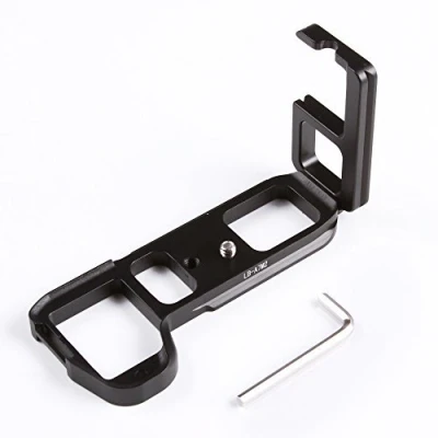 Abbildung von FOTGA Quick Release Vertical L Bracket Plate LB A7M2 für Sony a7II A7 II ILCE 7M2 Body