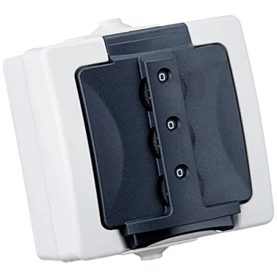 Abbildung von Kopp Nautic Schutzkontakt Steckdose mit Zahlenschloß, Aufputz Feuchtraum, IP 44, grau, 16A, 250V/AC, 955056015