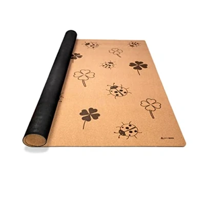 Abbildung von Secoroco Spielmatte aus Kork. Schadstofffreie Krabbelmatte für Babys und Kinder. Glück 160x110 cm