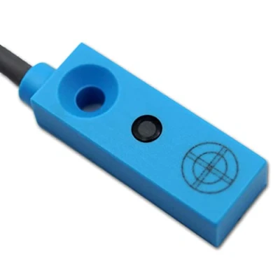 Abbildung von Induktiver Miniatur Näherungsschalter Sensor 10 30 Volt PNP NO 4mm Endstop IP68