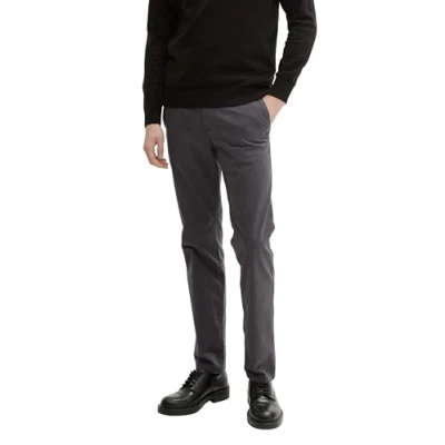 Abbildung von TOM TAILOR Herren 1046967 Travis Slim Chino Hose, 10899 Tarmac Grey, 31W x 32L