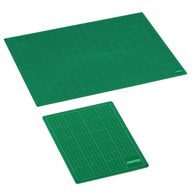 Abbildung von styro Schneidematte 22,0 x 30,0 cm grün/schwarz