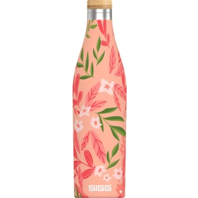 Abbildung von SIGG Isolierte Trinkflasche Meridian Auslaufsicher Extra schlank BPA frei Plastikfrei Doppelwandiger 18/8 Edelstahl Bambus Schraubverschluss 0,5L / 0,7L